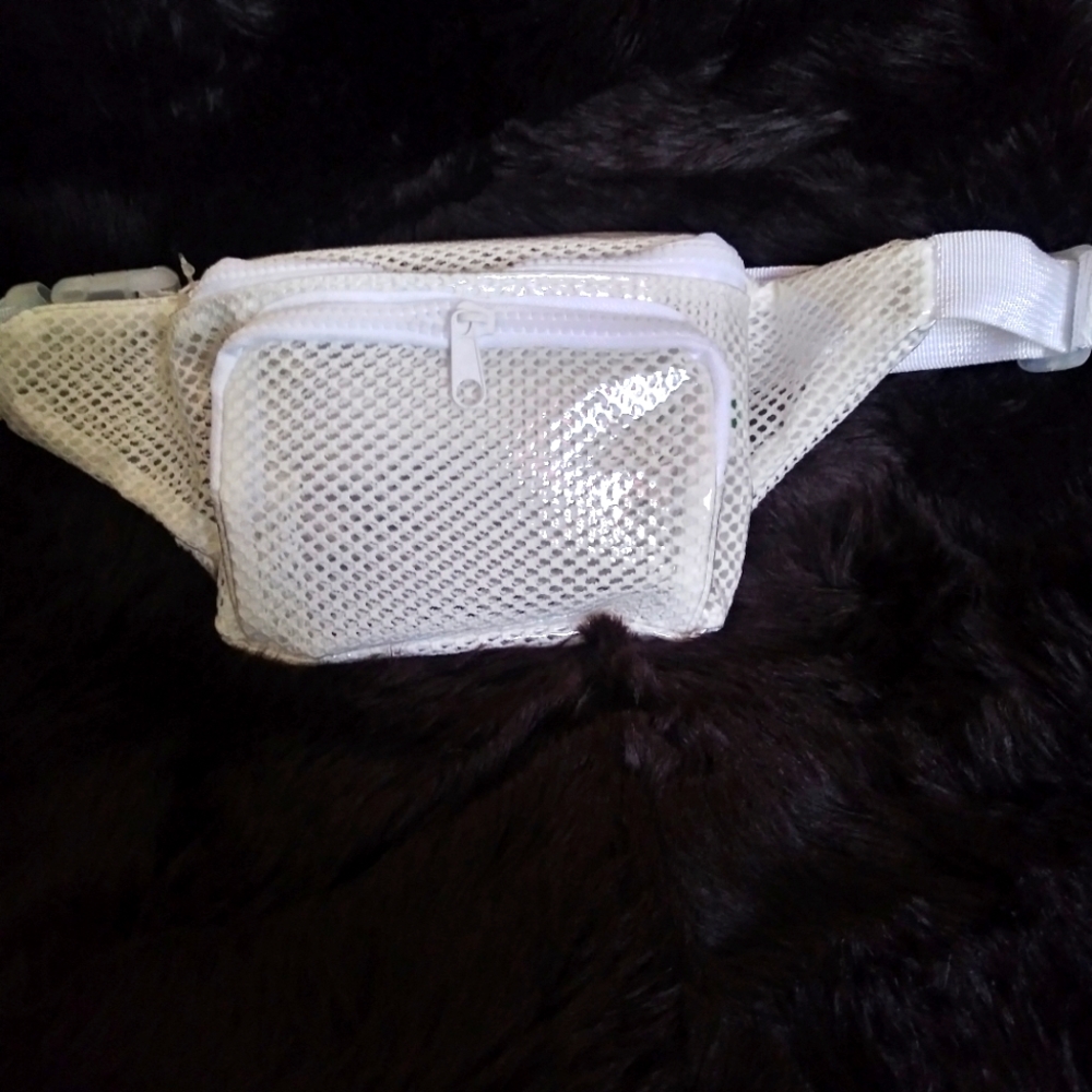 White bag/ Waist bag/Fanny pack